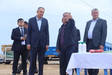 ҶАЙҲУН. БОЗДИДИ РАИСИ ВИЛОЯТ АЗ ФАЪОЛИЯТИ ХОҶАГИИ ДЕҲҚОНИИ “ХУРОСОН”