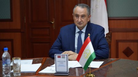МУЛОҚОТИ РАИСИ ВИЛОЯТИ ХАТЛОН ДАВЛАТАЛӢ САИД БО ВАН ХАО