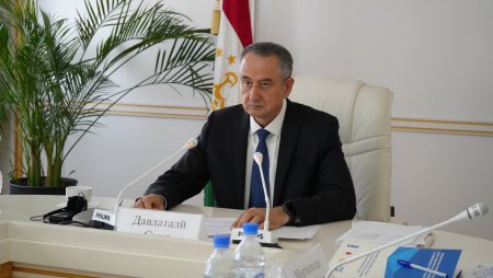 ШӮРОИ МАШВАРАТИИ НАЗДИ РАИСИ ВИЛОЯТИ ХАТЛОН ОИД БА БЕҲТАР НАМУДАНИ ФАЗОИ СОҲИБКОРӢ ВА САРМОЯГУЗОРӢ