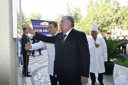 Ба истифода додани бинои беморхонаи марказии ноҳияи Ховалинг