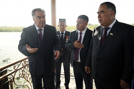 Оғози сафари корӣ ба ноҳияи Ашт ва шиносоӣ бо ҷараёни парвариши моҳӣ дар ҳавзҳои суперинтенсивии ҶДММ “Рахшона”