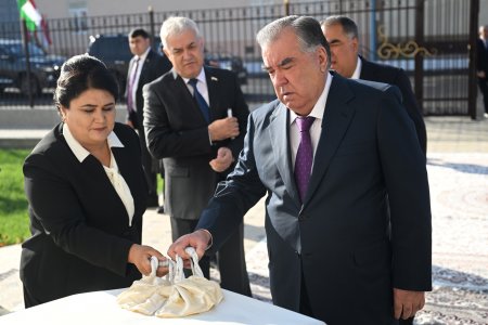Ифтитоҳи бинои нави Муассисаи таҳсилоти миёнаи умумии №48-и шаҳри Конибодом