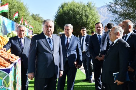 Оғози мавсими ҷамъоварии картошка ва боздид аз намоишгоҳи маҳсулоти кишоварзӣ ва ҳунарҳои мардумӣ дар ноҳияи Лахш