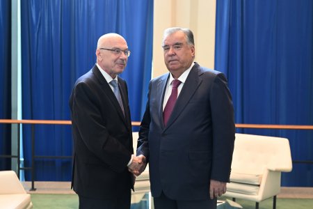 Мулоқот бо муовини Дабири кулли СММ Владимир Воронков