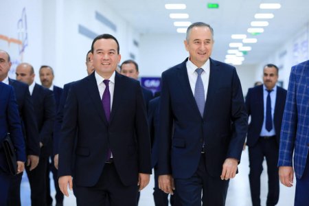 РАИСИ ВИЛОЯТИ ХАТЛОН ДАВЛАТАЛӢ САИД АЗ МИНТАҚАИ ОЗОДИ ТИҶОРАТИИ “АЙРИТОМ” ДАР ШАҲРИ ТЕРМИЗИ ӮЗБЕКИСТОН ДИДАН КАРД