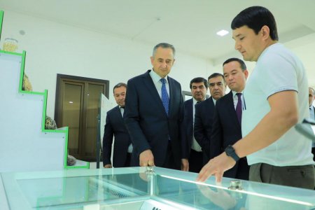 ӮЗБЕКИСТОН: БОЗДИД АЗ ЧАНД КОРХОНАИ БУЗУРГИ ИСТЕҲСОЛӢ