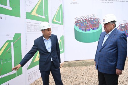 Боздид аз ҷараёни корҳо дар нақбҳои обқабулкунандаи доимӣ ва шахтаҳои дарвозаҳои он дар Неругоҳи обии “Роғун”