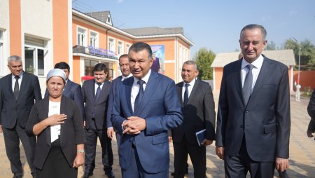 ШАҲРИТУС: ИФТИТОҲИ МУАССИСАИ ТАҲСИЛОТИ МИЁНАИ УМУМИИ № 11 БАРОИ 480 ҶОЙИ НИШАСТ