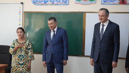 ШАҲРИТУС: ИФТИТОҲИ МУАССИСАИ ТАҲСИЛОТИ МИЁНАИ УМУМИИ № 18 БАРОИ 480 ҶОЙИ НИШАСТ