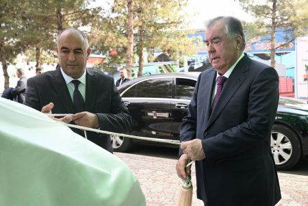 Ифтитоҳи корхонаи «Хишти аввал» дар ноҳияи Рӯдакӣ ва оғози бунёди корхонаҳои нав