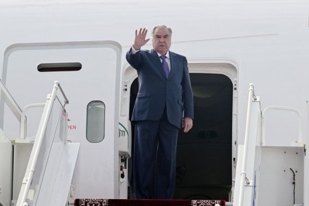 Сафари расмӣ ба Давлати Кувайт