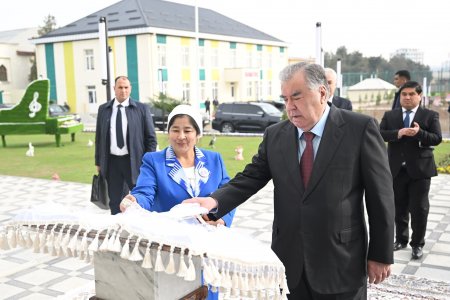 Ифтитоҳи Мактаб-интернат барои кӯдакони ятиму бепарастори шаҳри Истаравшан ва 4 муассисаи таҳсилоти умумӣ дар вилояти Суғд
