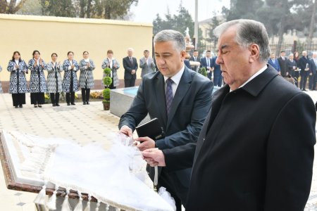 Ифтитоҳи корхонаи истеҳсоли пойафзол дар назди Корхонаи зардӯзию заргарӣ ва касбомӯзии “Зари Суғд”-и шаҳри Бӯстон