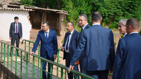 ТЕМУРМАЛИК. БОЗДИДИ САРВАЗИРИ ҶУМҲУРӢ АЗ ҶАРАЁНИ КОРҲОИ СОҲИЛМУСТАҲКАМКУНӢ ДАР САДДИ ДАРЁИ СУРХОБ