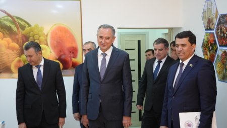 Ш.ШОҲИН: ИФТИТОҲИ БИНОИ МАЪМУРИИ МАРКАЗИ ҶАВОНОН