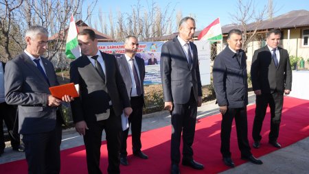 Ш.ШОҲИН: ШИНОСОИИ САРВАЗИРИ МАМЛАКАТ БО ЛОИҲАИ ХАТТИ ОБИ НӮШОКӢ БАРОИ 300 ХОҶАГӢ