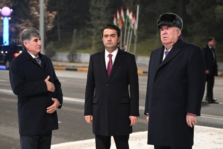 Таҷдиди роҳ ва пули мошингард дар хиёбони Исмоили Сомонии шаҳри Душанбе