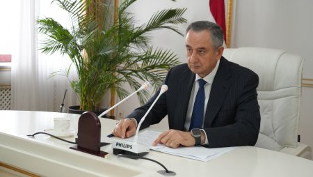 ҶАЛАСАИ КОРИИ НАЗДИ РАИСИ ВИЛОЯТИ ХАТЛОН БАРГУЗОР ГАРДИД