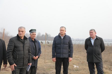 ВАХШ: ИШТИРОКИ РАИСИ ВИЛОЯТ ДАР МАЪРАКАИ НИҲОЛШИНОНӢ, БОЗДИД АЗ ДАЙРИ БУДДОИИ АҶИНАТЕППА