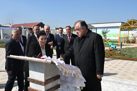 Ифтитоҳи кӯдакистони Баҳор дар маҳаллаи Боғистони ноҳияи Бобоҷон Ғафуров