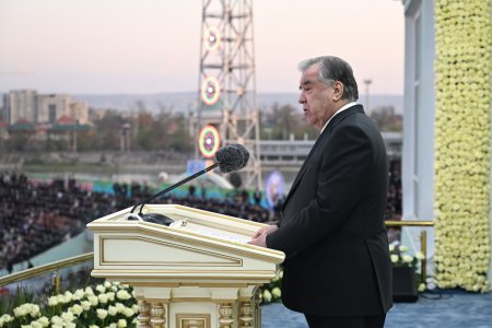 Ҷашни байналмилалии Наврӯз дар варзишгоҳи «20-солагии Истиқлолияти Тоҷикистон»