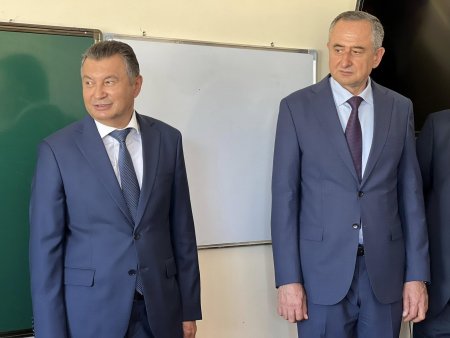 МУЪМИНОБОД: ИФТИТОҲИ МУАССИСАИ НАВИ ТАҲСИЛОТИ МИЁНАИ УМУМИИ №7 БО ИШТИРОКИ САРВАЗИРИ МАМЛАКАТ
