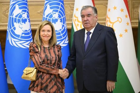 Мулоқот бо Дабири кулли Созмони ҷаҳонии метеорология Селеста Сауло