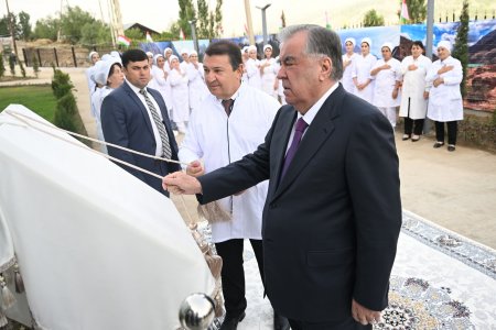 Ифтитоҳи Беморхонаи марказии ноҳияи Шуғнон