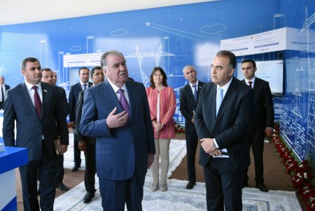 Ба истифода додани Зеристгоҳи барқии 110/35/10 кВ ва 4 неругоҳи барқии обии хурд дар ноҳияи Рӯшон