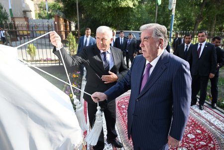 Ифтитоҳи Корхонаи маҳсулоти ширӣ ва нонӣ ҶДММ Ганҷи Рӯшон