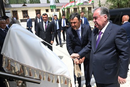 Ифтитоҳи коргоҳҳои истеҳсолии маҳсулоти гӯштӣ ва обҳои табиии ташнашикан дар Парки технологии шаҳри Хоруғ